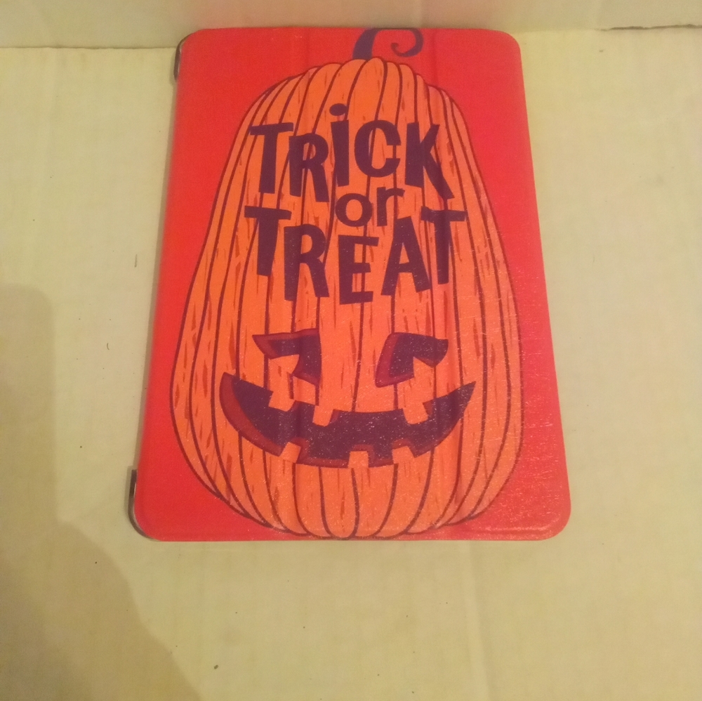 Orange Halloween Trick or Treat Orange Pumpkin iPad Mini 4/5 Plastic Cover